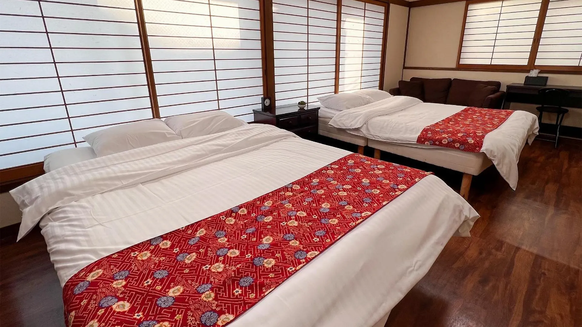 Hondori Inn Hiroshima 0*,