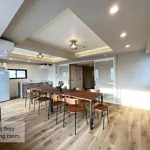 アパート Bhotel M's Lea - Spacious 2 Level 4br For 16 Ppl, 広島市